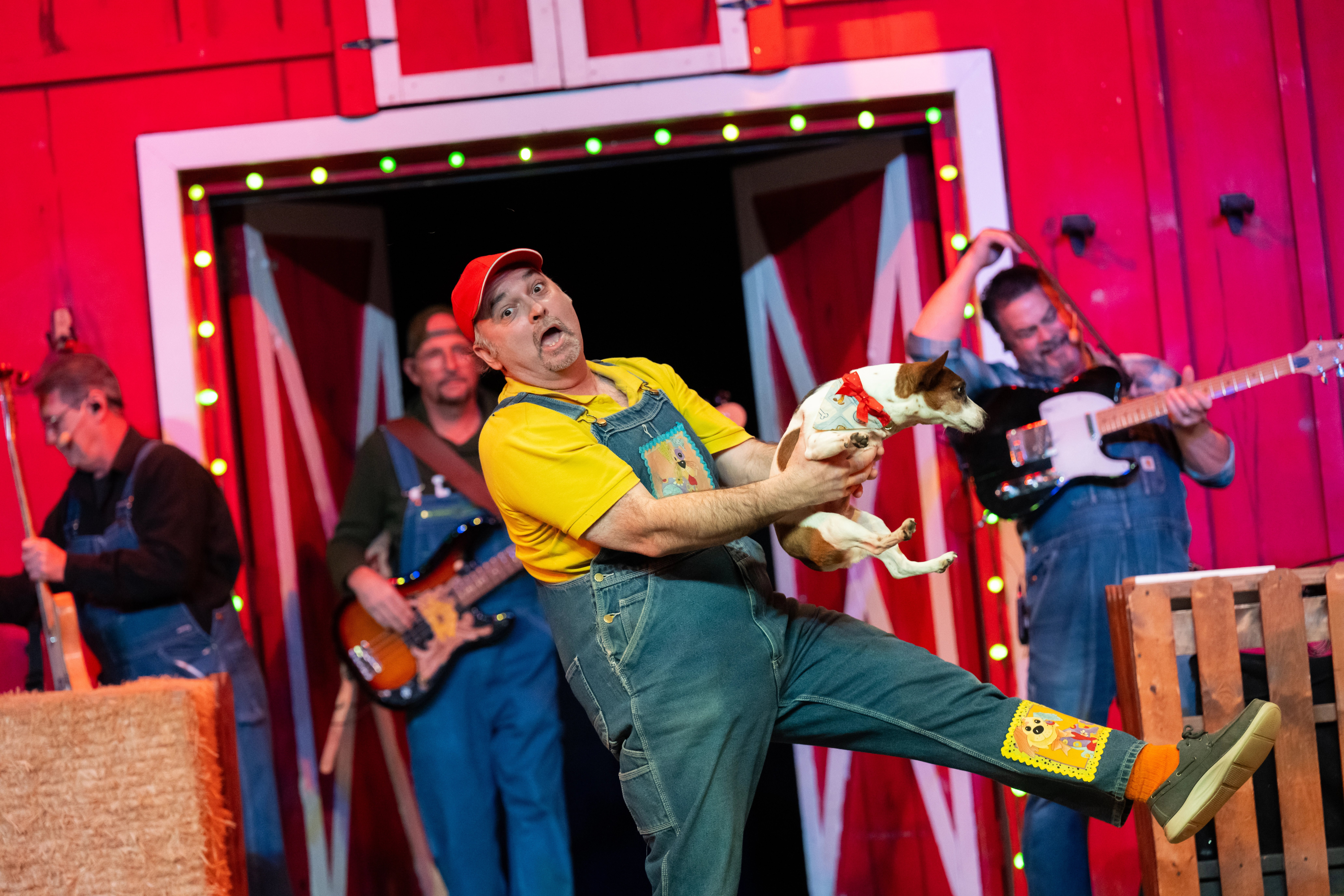 animal shows pigeon forge